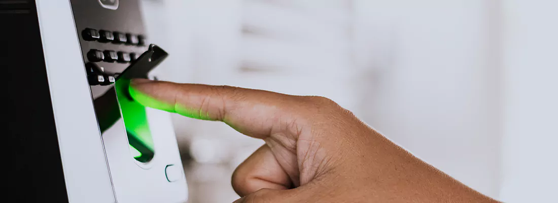 Smart Gate Locks with Remote Access Features in Ojus, FL